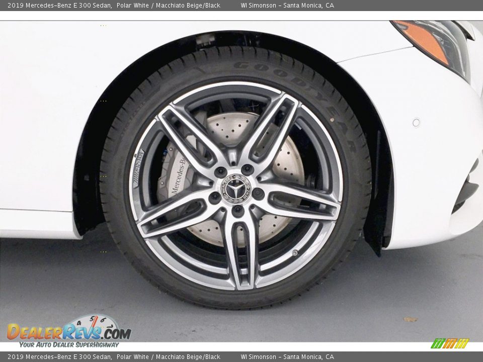2019 Mercedes-Benz E 300 Sedan Polar White / Macchiato Beige/Black Photo #9