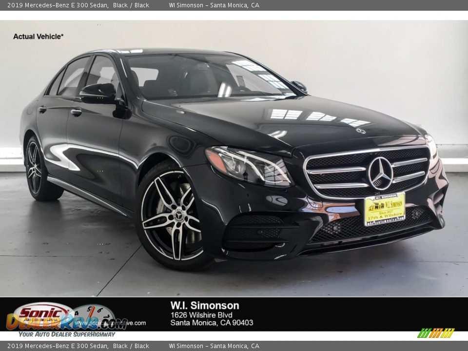 2019 Mercedes-Benz E 300 Sedan Black / Black Photo #1