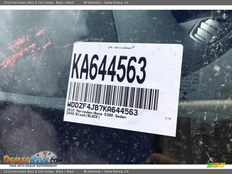 2019 Mercedes-Benz E 300 Sedan Black / Black Photo #12