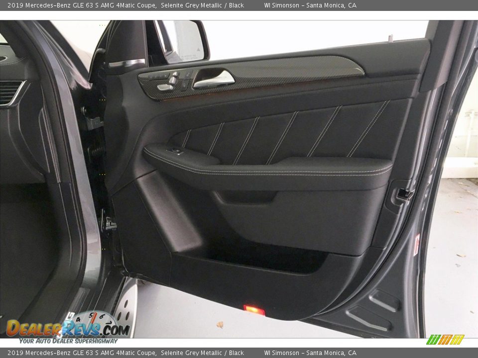 Door Panel of 2019 Mercedes-Benz GLE 63 S AMG 4Matic Coupe Photo #30