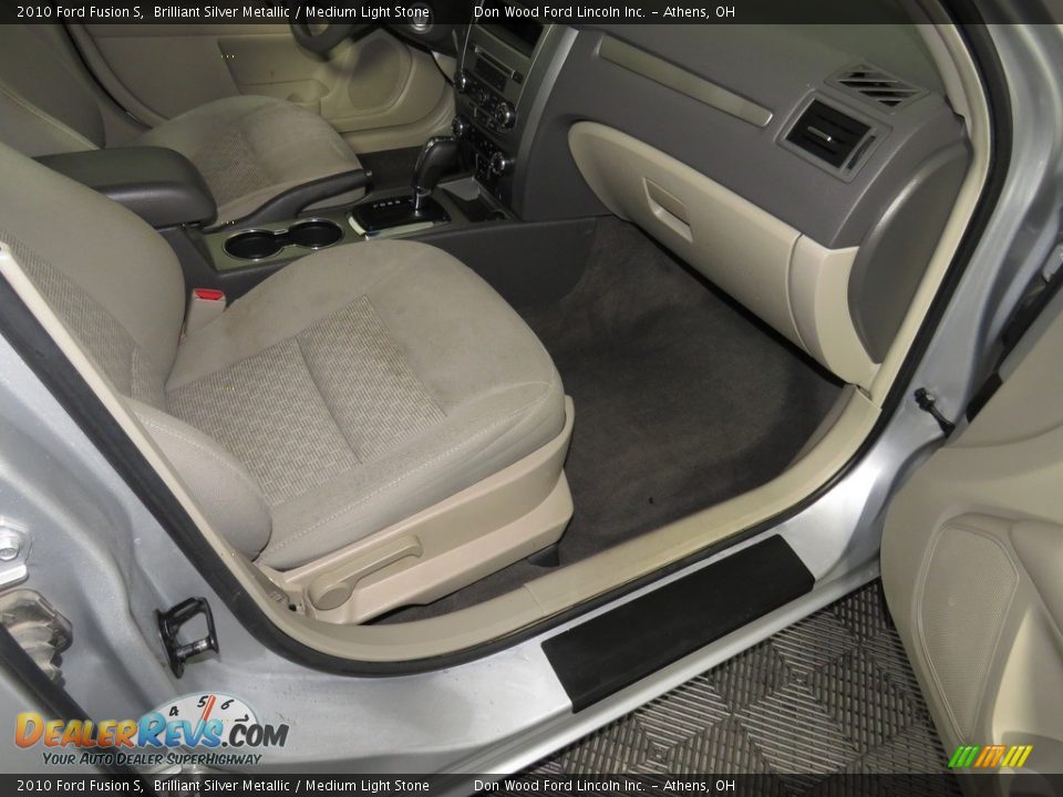 2010 Ford Fusion S Brilliant Silver Metallic / Medium Light Stone Photo #24