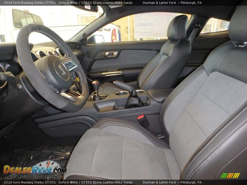 Front Seat of 2019 Ford Mustang Shelby GT350 Photo #11