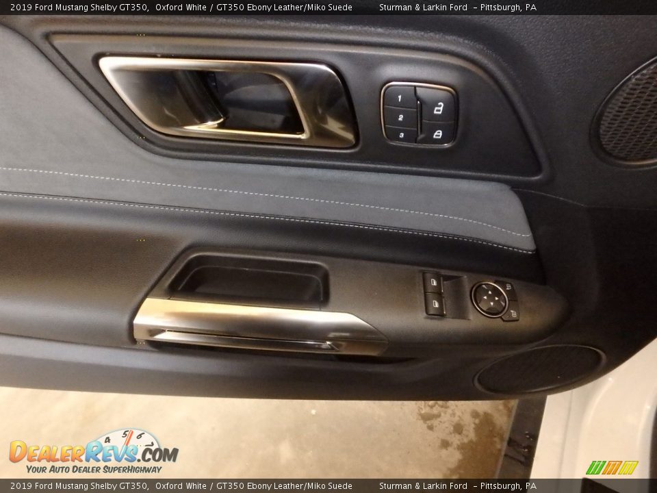 Door Panel of 2019 Ford Mustang Shelby GT350 Photo #14