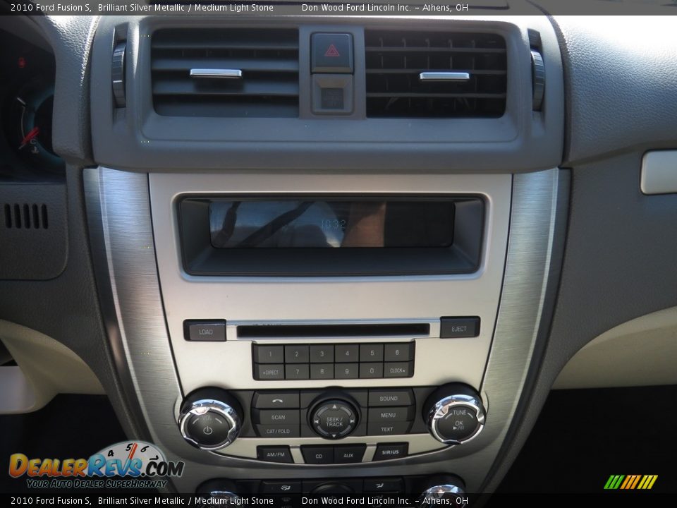 2010 Ford Fusion S Brilliant Silver Metallic / Medium Light Stone Photo #32