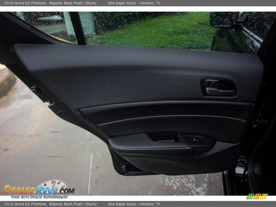 2019 Acura ILX Premium Majestic Black Pearl / Ebony Photo #17