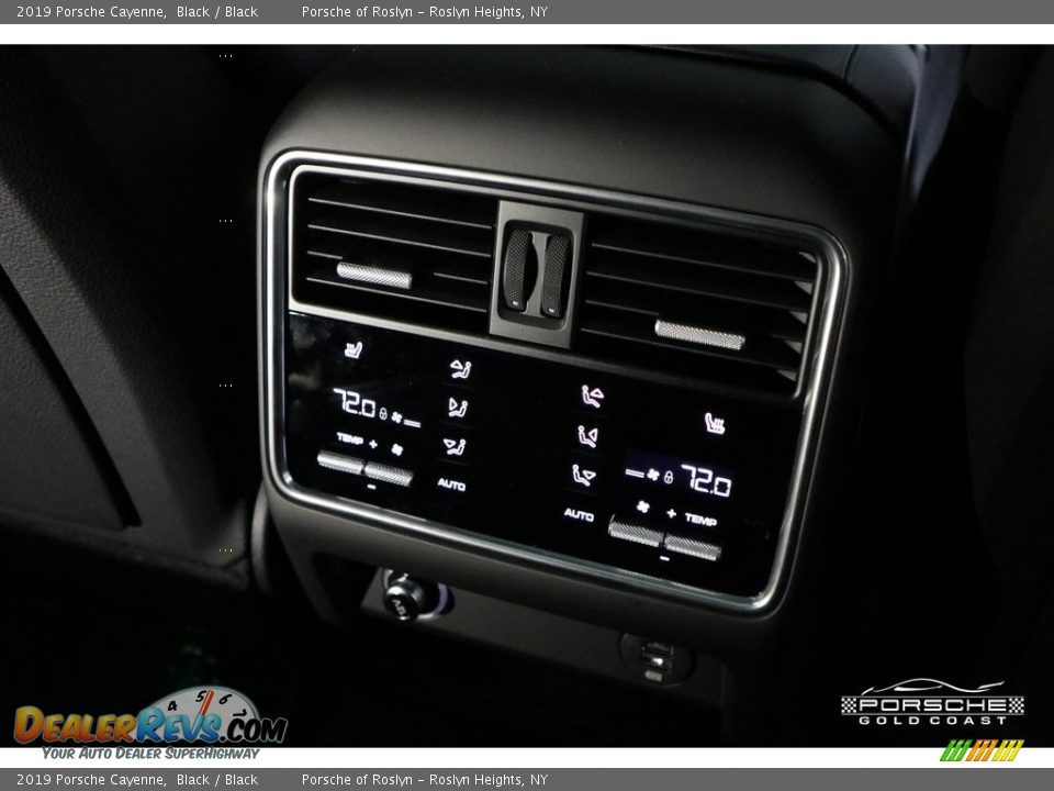 2019 Porsche Cayenne Black / Black Photo #28