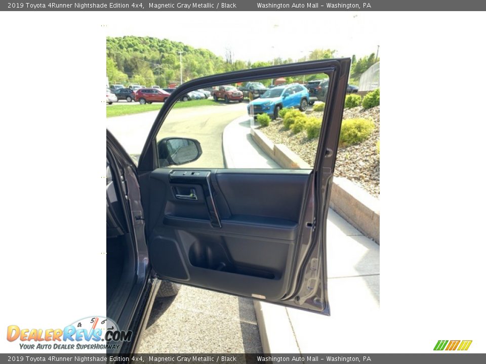 2019 Toyota 4Runner Nightshade Edition 4x4 Magnetic Gray Metallic / Black Photo #28