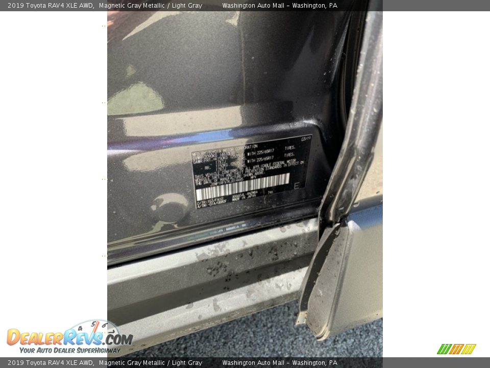 2019 Toyota RAV4 XLE AWD Magnetic Gray Metallic / Light Gray Photo #14