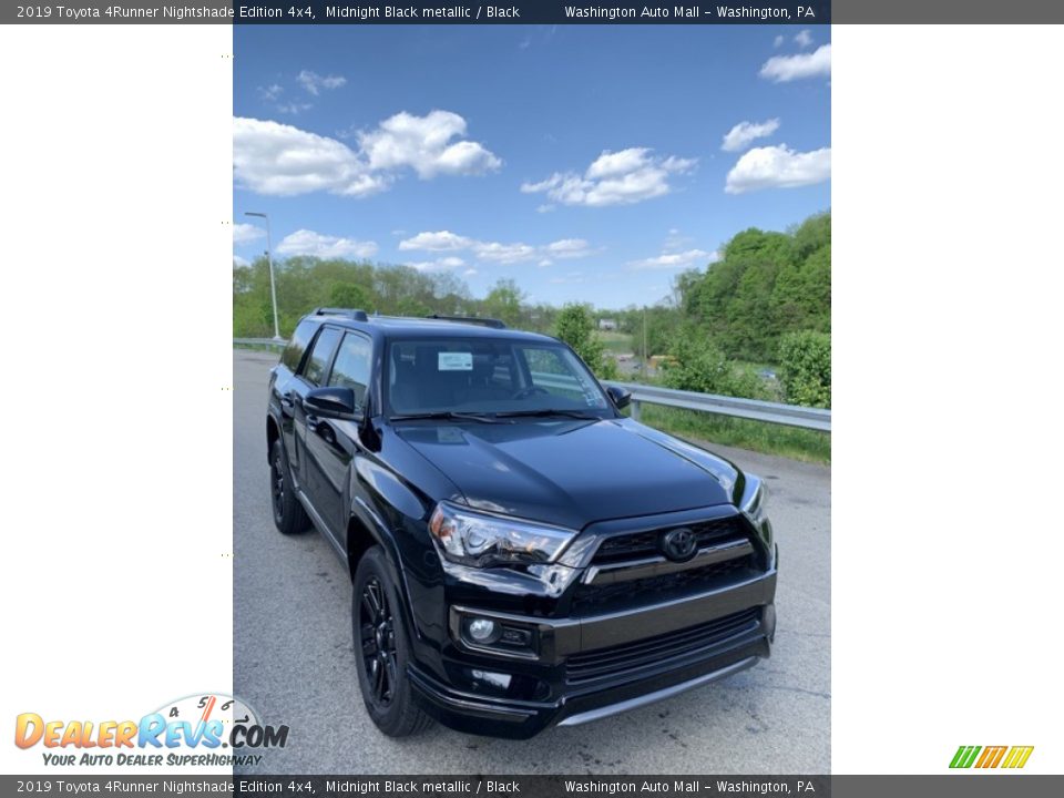 2019 Toyota 4Runner Nightshade Edition 4x4 Midnight Black metallic / Black Photo #3