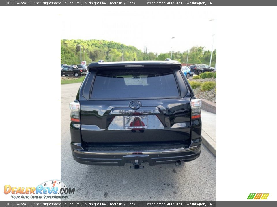 2019 Toyota 4Runner Nightshade Edition 4x4 Midnight Black metallic / Black Photo #5