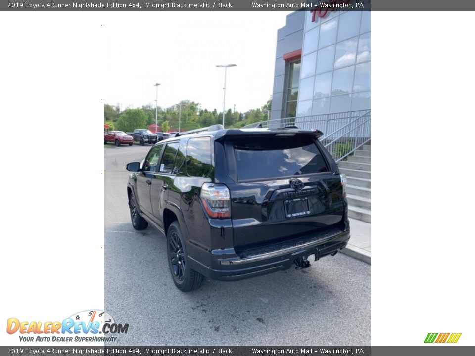 2019 Toyota 4Runner Nightshade Edition 4x4 Midnight Black metallic / Black Photo #6