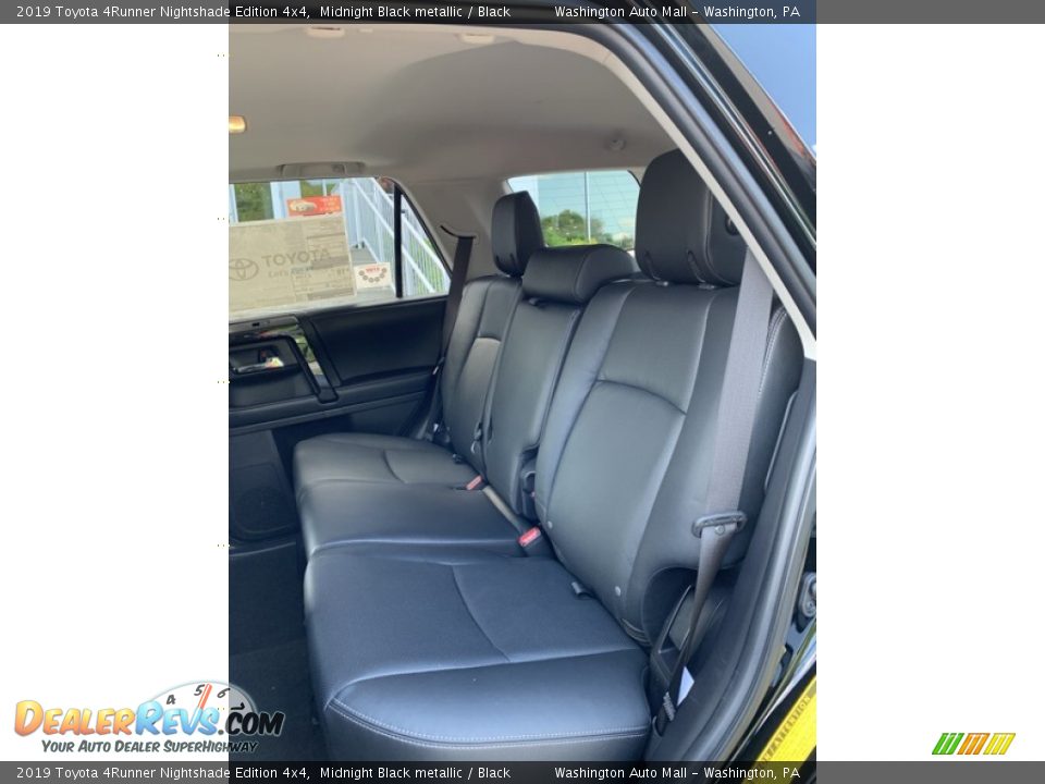 2019 Toyota 4Runner Nightshade Edition 4x4 Midnight Black metallic / Black Photo #17