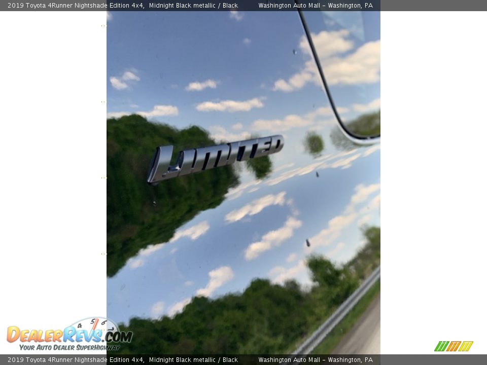 2019 Toyota 4Runner Nightshade Edition 4x4 Midnight Black metallic / Black Photo #19