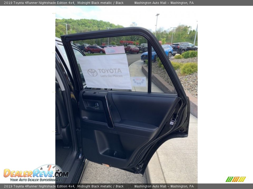 2019 Toyota 4Runner Nightshade Edition 4x4 Midnight Black metallic / Black Photo #24