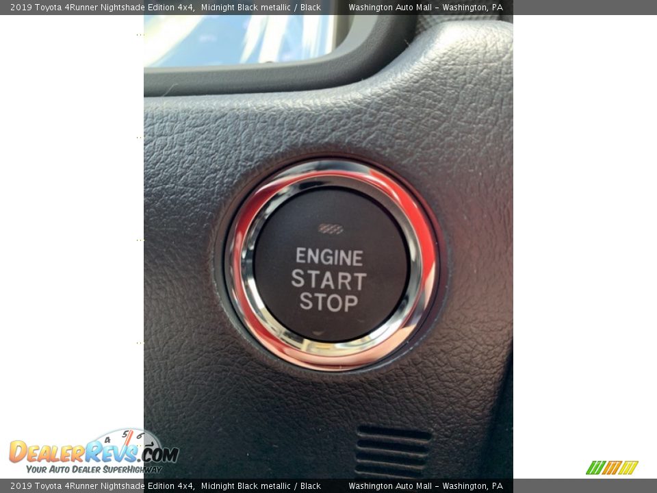 2019 Toyota 4Runner Nightshade Edition 4x4 Midnight Black metallic / Black Photo #34