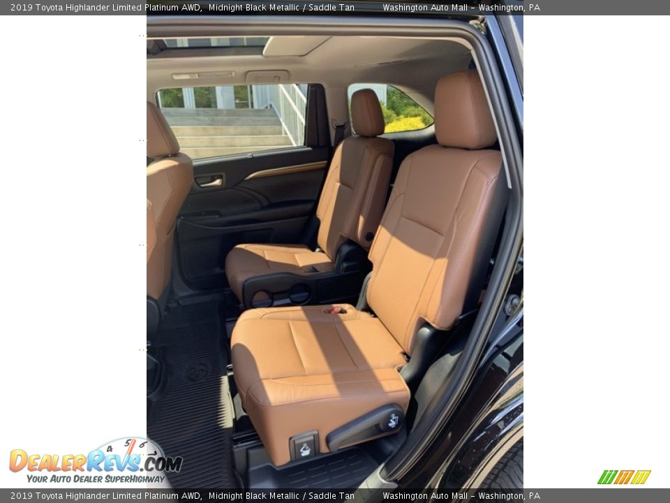 2019 Toyota Highlander Limited Platinum AWD Midnight Black Metallic / Saddle Tan Photo #18