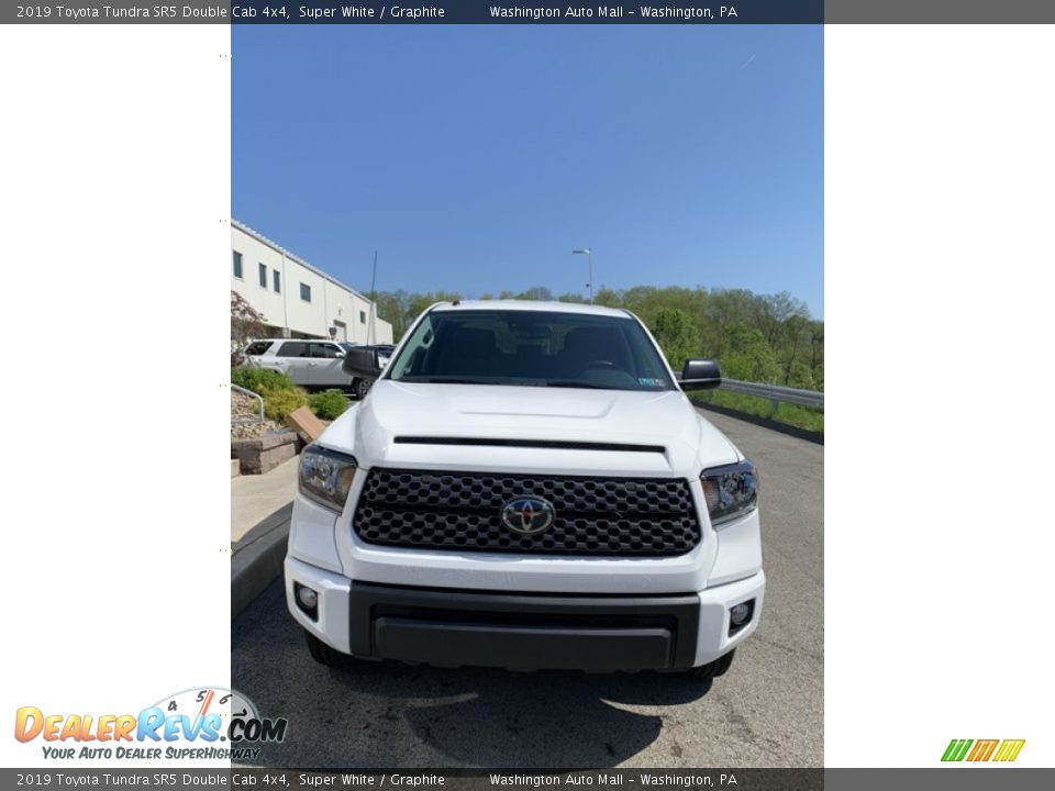 2019 Toyota Tundra SR5 Double Cab 4x4 Super White / Graphite Photo #2