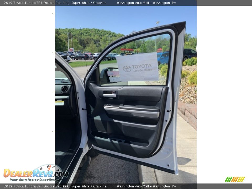 2019 Toyota Tundra SR5 Double Cab 4x4 Super White / Graphite Photo #27