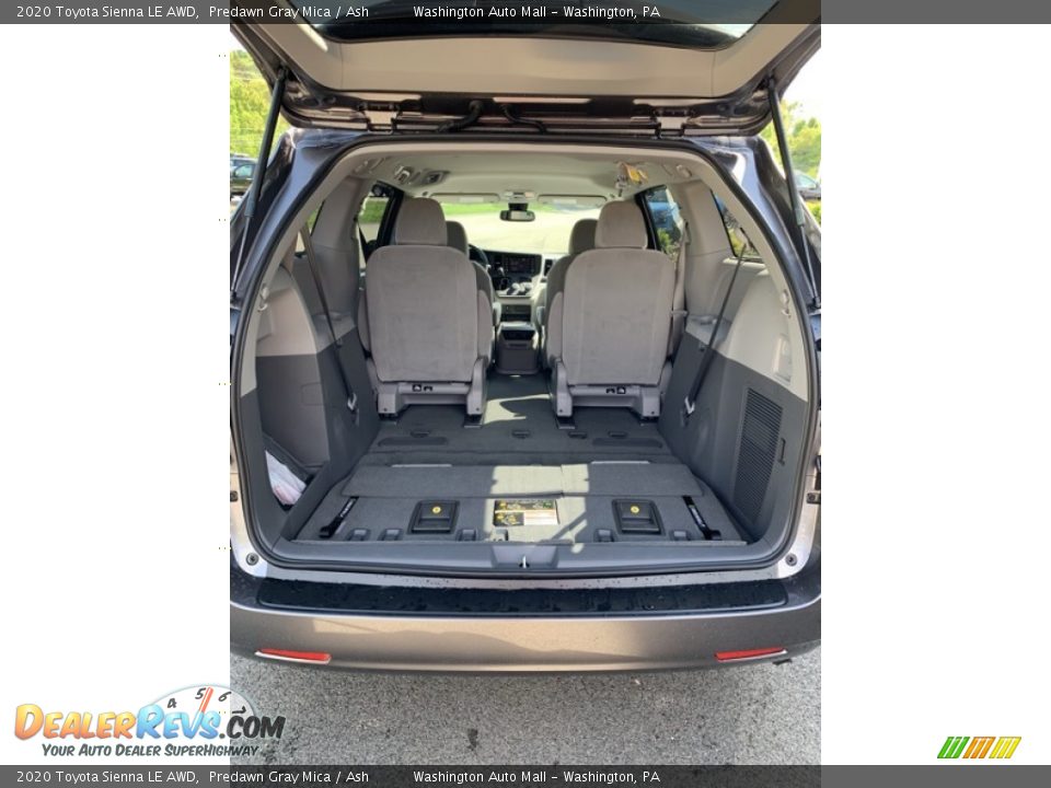 2020 Toyota Sienna LE AWD Predawn Gray Mica / Ash Photo #22