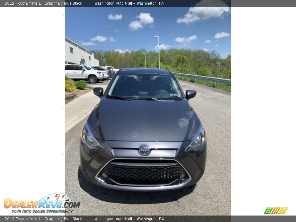 2019 Toyota Yaris L Graphite / Blue Black Photo #2