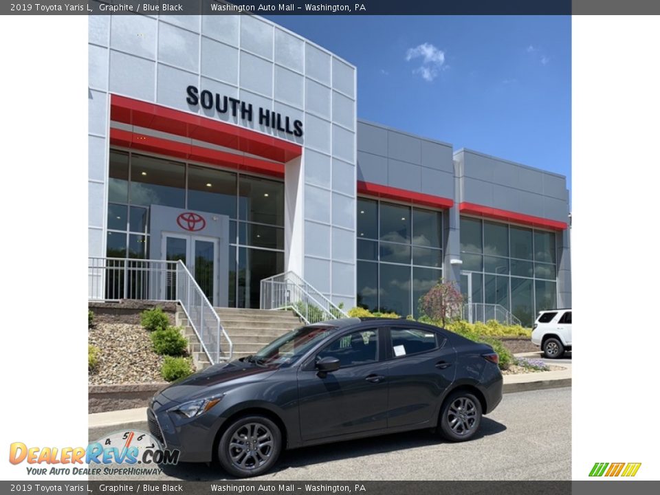 2019 Toyota Yaris L Graphite / Blue Black Photo #7
