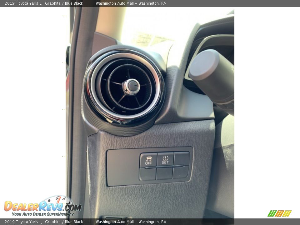 2019 Toyota Yaris L Graphite / Blue Black Photo #10