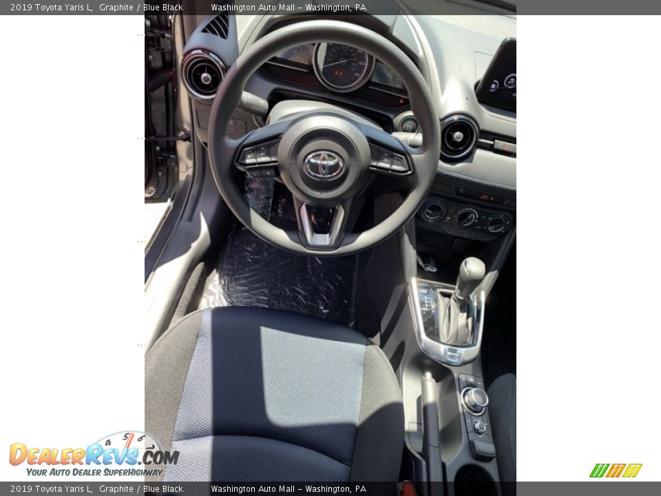 2019 Toyota Yaris L Graphite / Blue Black Photo #11