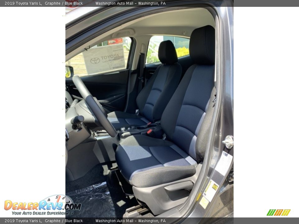 2019 Toyota Yaris L Graphite / Blue Black Photo #12