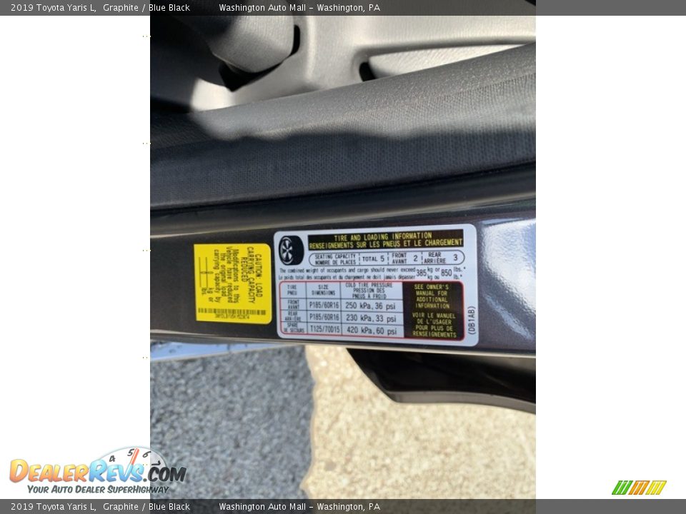 2019 Toyota Yaris L Graphite / Blue Black Photo #13