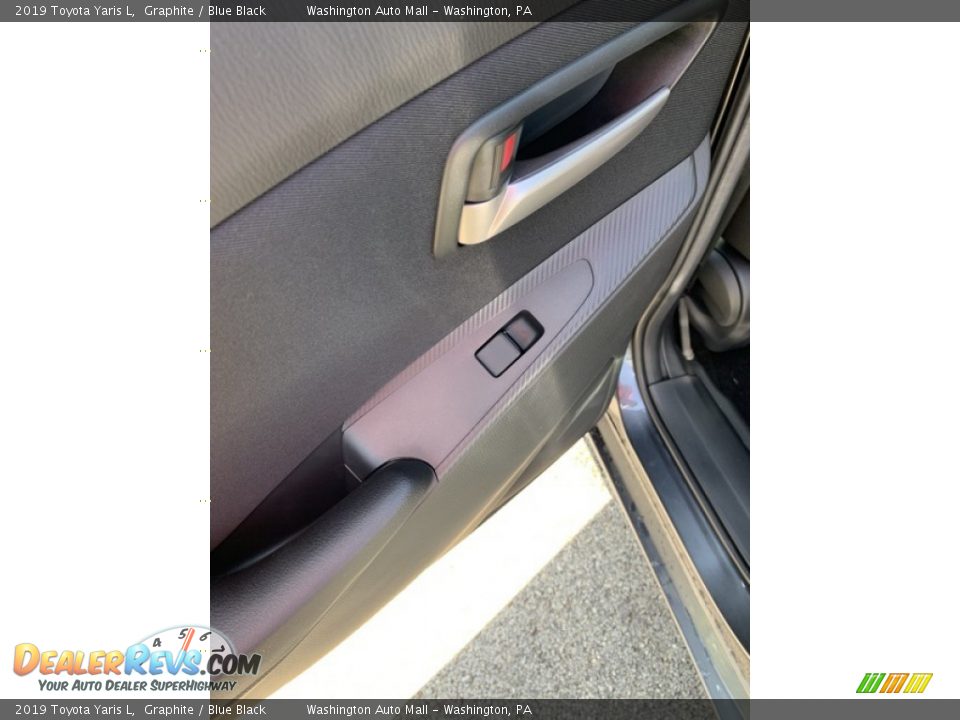 2019 Toyota Yaris L Graphite / Blue Black Photo #16