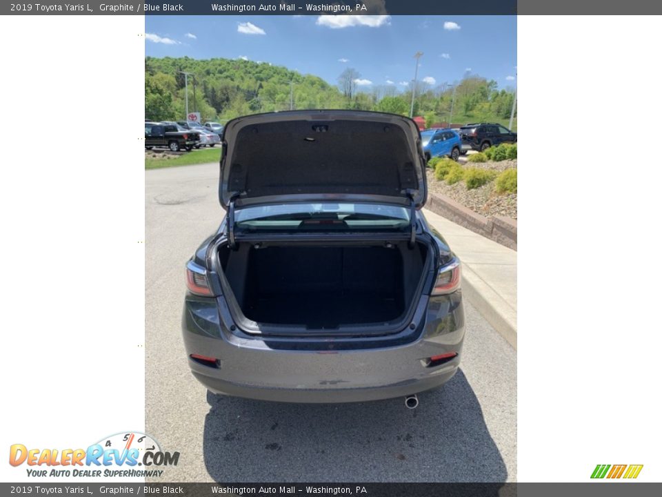 2019 Toyota Yaris L Graphite / Blue Black Photo #20