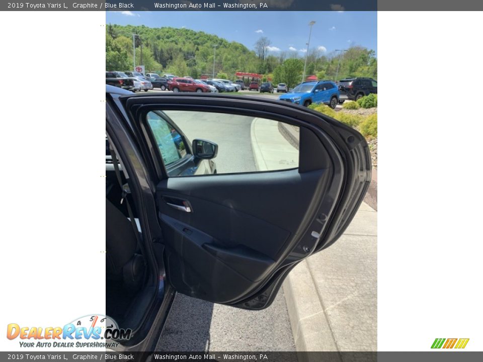 2019 Toyota Yaris L Graphite / Blue Black Photo #22