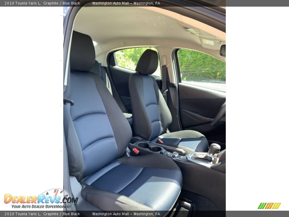 2019 Toyota Yaris L Graphite / Blue Black Photo #28