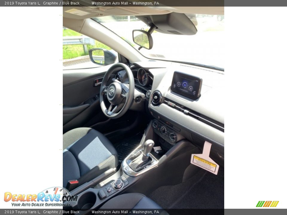 2019 Toyota Yaris L Graphite / Blue Black Photo #29