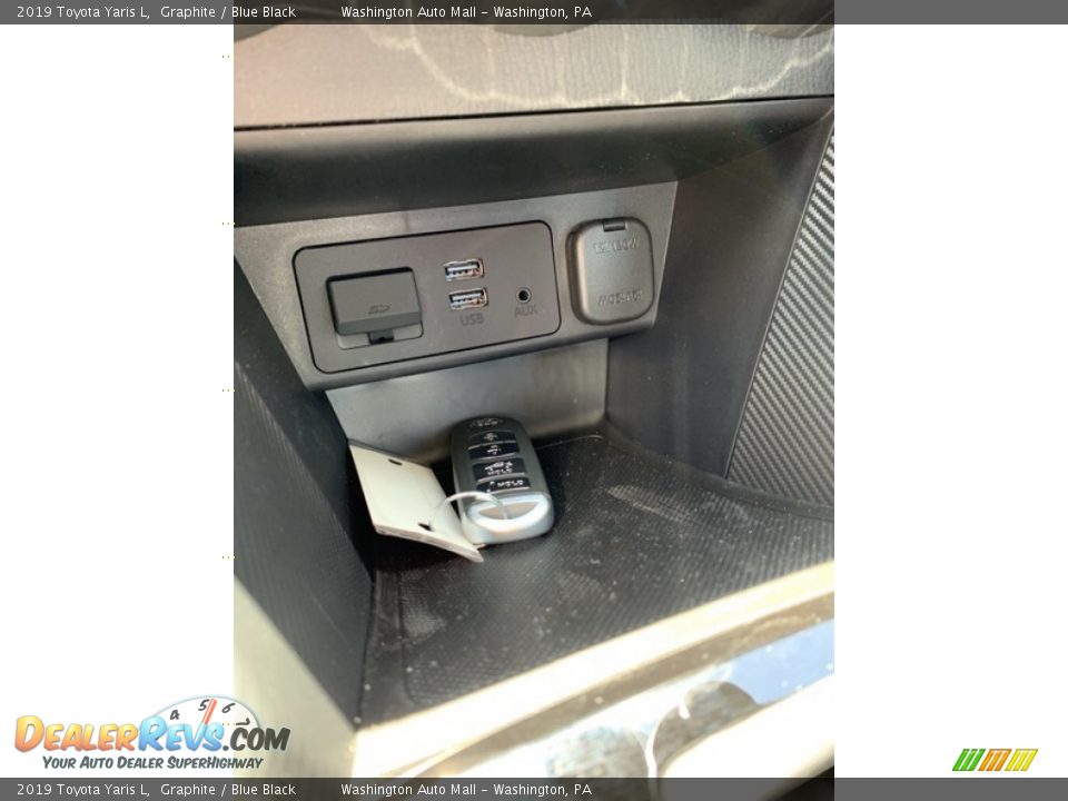 2019 Toyota Yaris L Graphite / Blue Black Photo #36