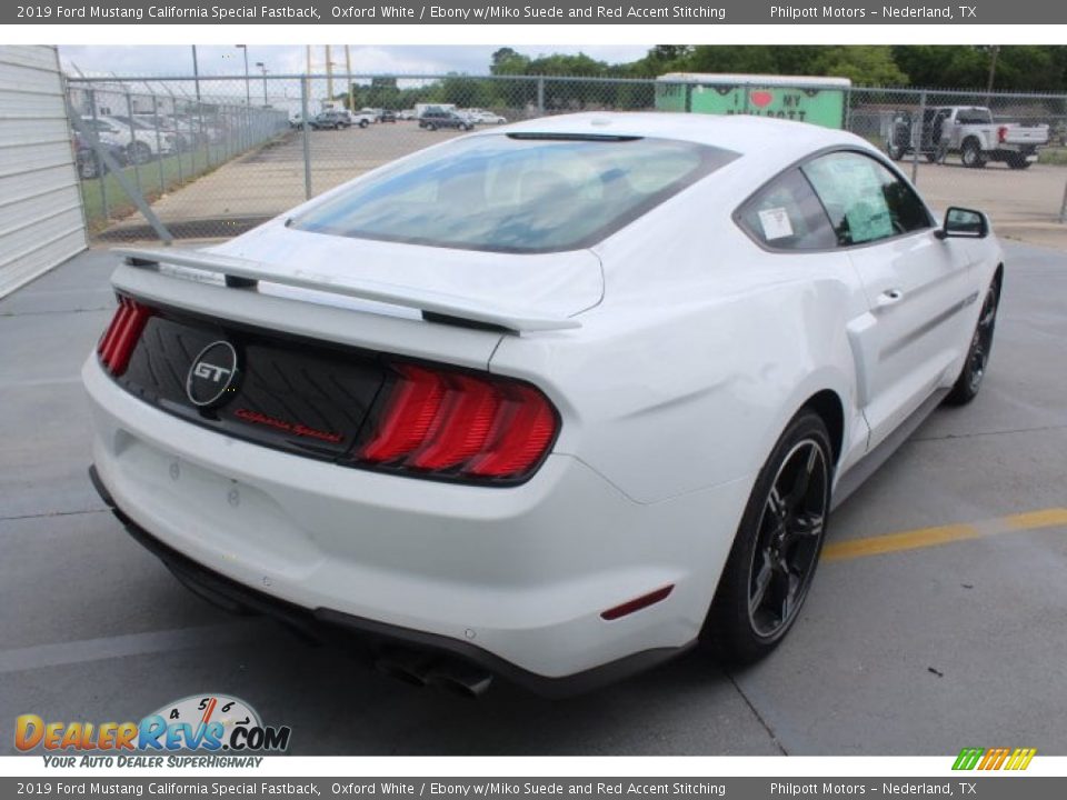 2019 Ford Mustang California Special Fastback Oxford White / Ebony w/Miko Suede and Red Accent Stitching Photo #8