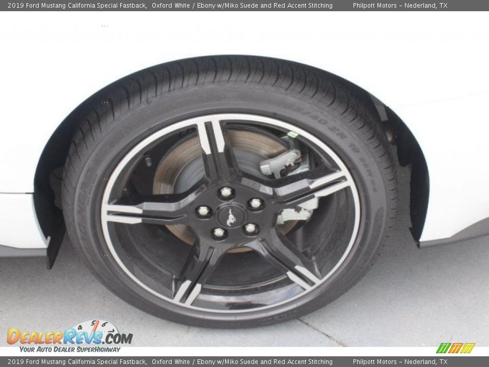 2019 Ford Mustang California Special Fastback Oxford White / Ebony w/Miko Suede and Red Accent Stitching Photo #9