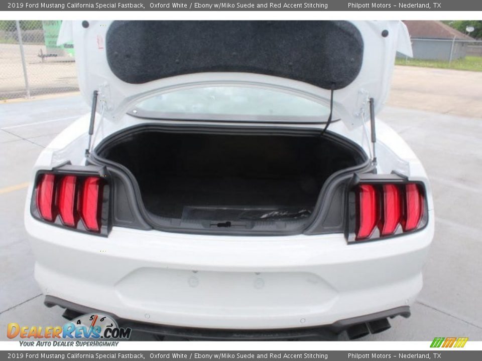 2019 Ford Mustang California Special Fastback Oxford White / Ebony w/Miko Suede and Red Accent Stitching Photo #22