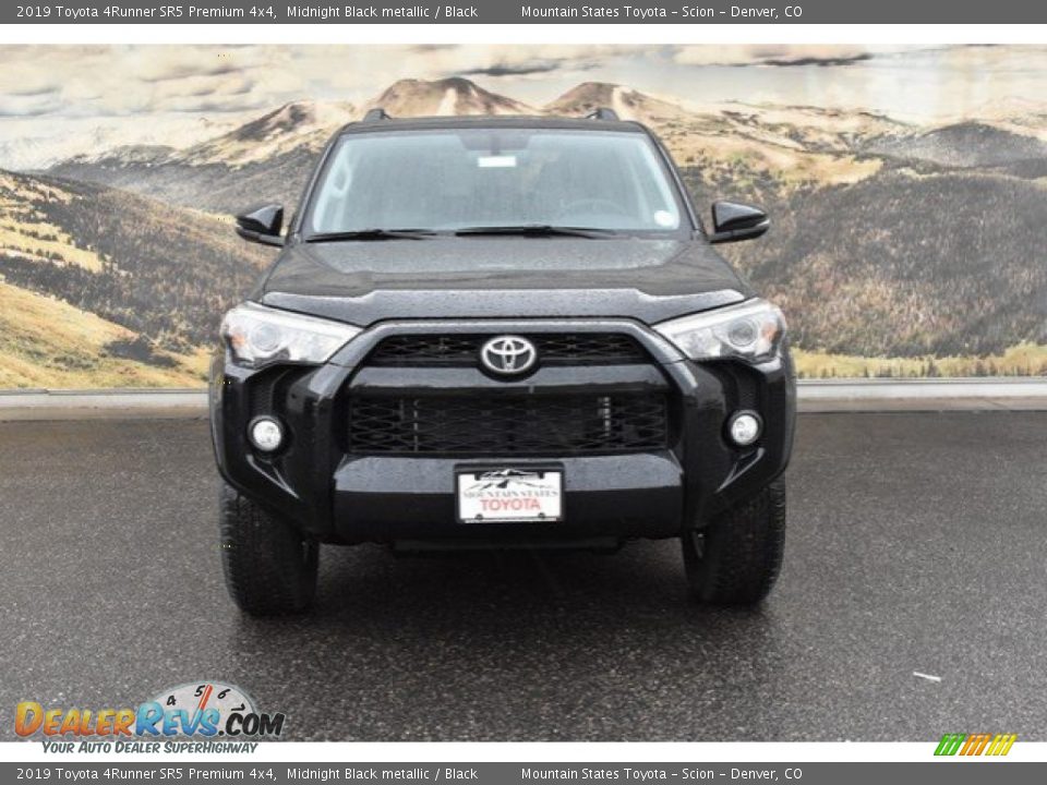 2019 Toyota 4Runner SR5 Premium 4x4 Midnight Black metallic / Black Photo #2