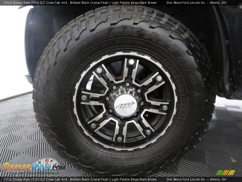 2010 Dodge Ram 2500 SLT Crew Cab 4x4 Brilliant Black Crystal Pearl / Light Pebble Beige/Bark Brown Photo #17