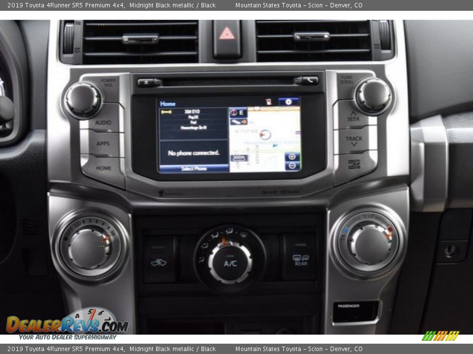 2019 Toyota 4Runner SR5 Premium 4x4 Midnight Black metallic / Black Photo #9