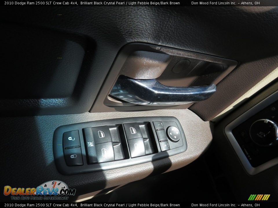 2010 Dodge Ram 2500 SLT Crew Cab 4x4 Brilliant Black Crystal Pearl / Light Pebble Beige/Bark Brown Photo #32