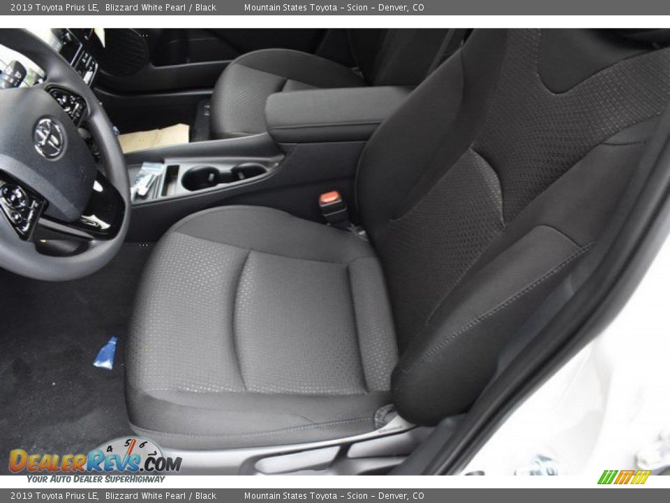 2019 Toyota Prius LE Blizzard White Pearl / Black Photo #6