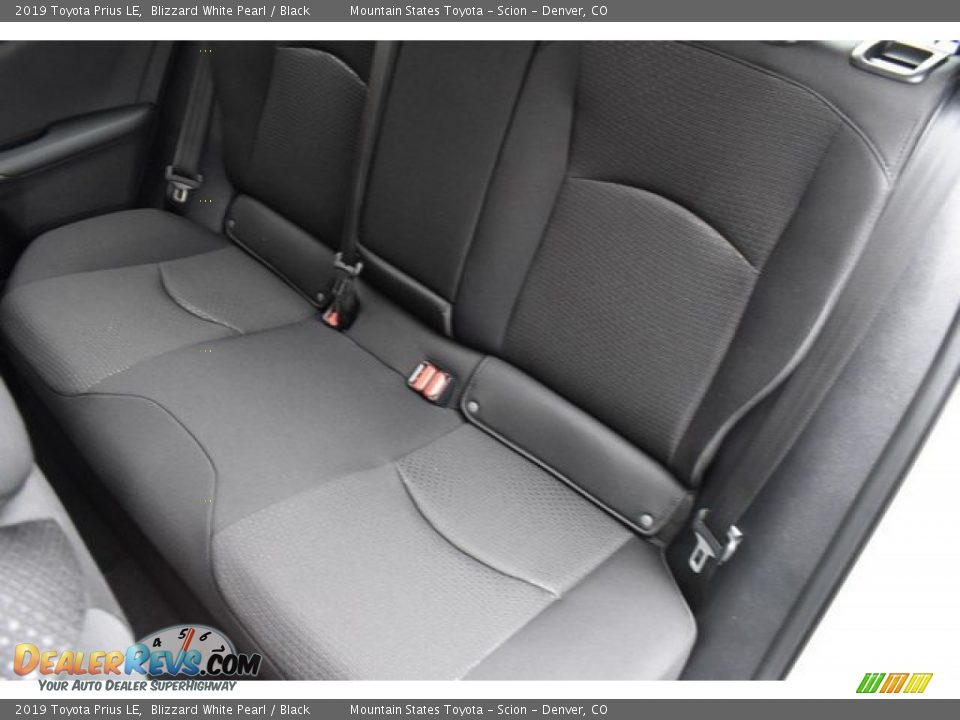 2019 Toyota Prius LE Blizzard White Pearl / Black Photo #9
