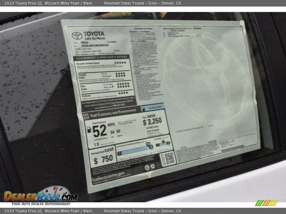 2019 Toyota Prius LE Blizzard White Pearl / Black Photo #10