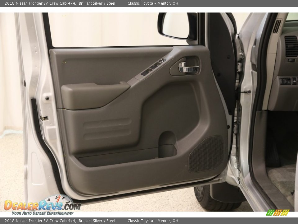 2018 Nissan Frontier SV Crew Cab 4x4 Brilliant Silver / Steel Photo #4