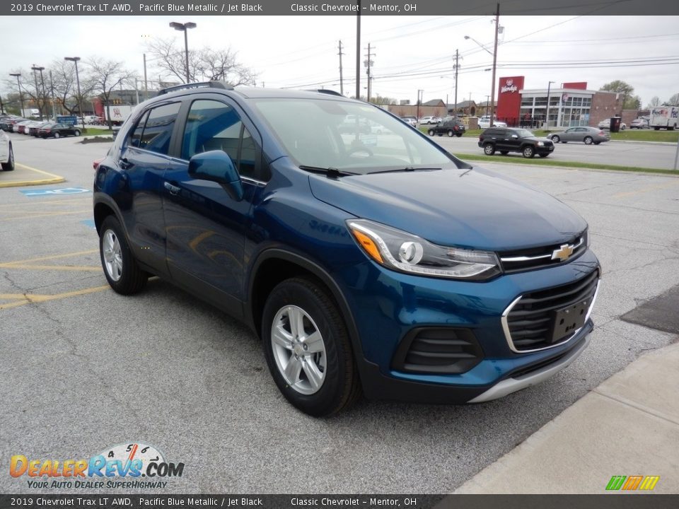 2019 Chevrolet Trax LT AWD Pacific Blue Metallic / Jet Black Photo #3