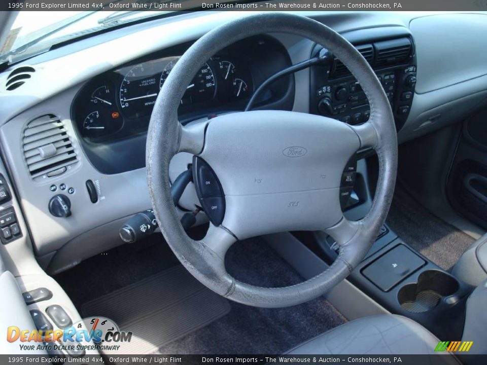 1995 Ford Explorer Limited 4x4 Oxford White / Light Flint Photo #11