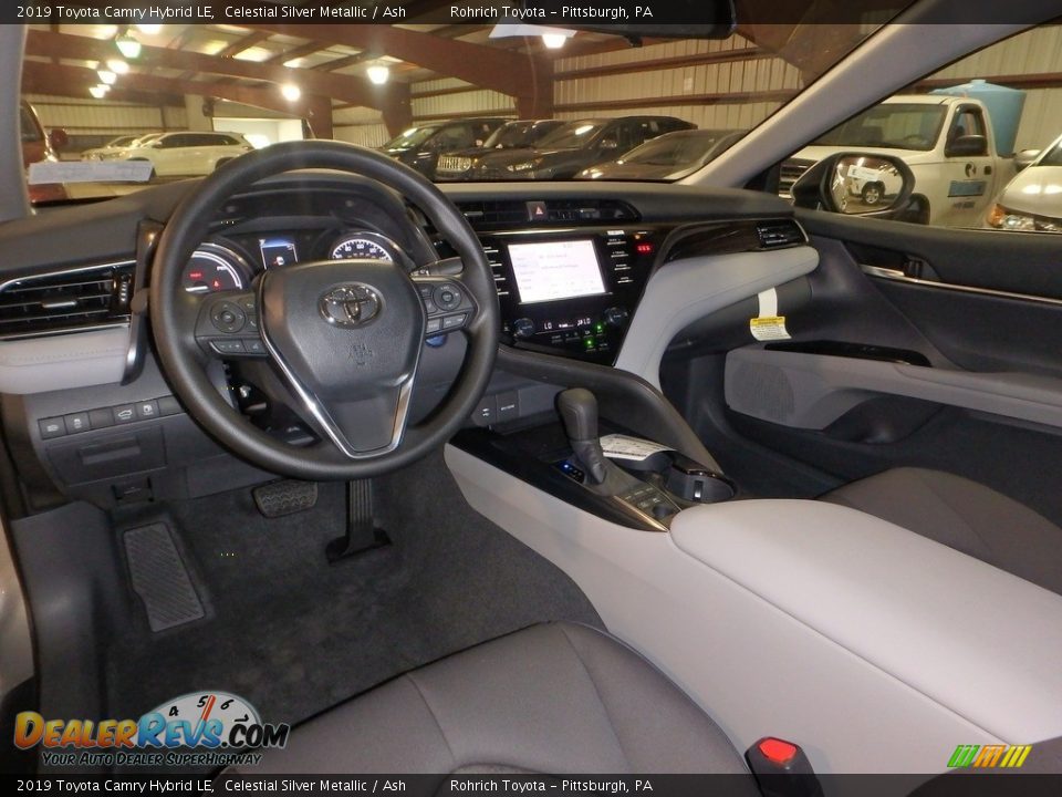 2019 Toyota Camry Hybrid LE Celestial Silver Metallic / Ash Photo #8