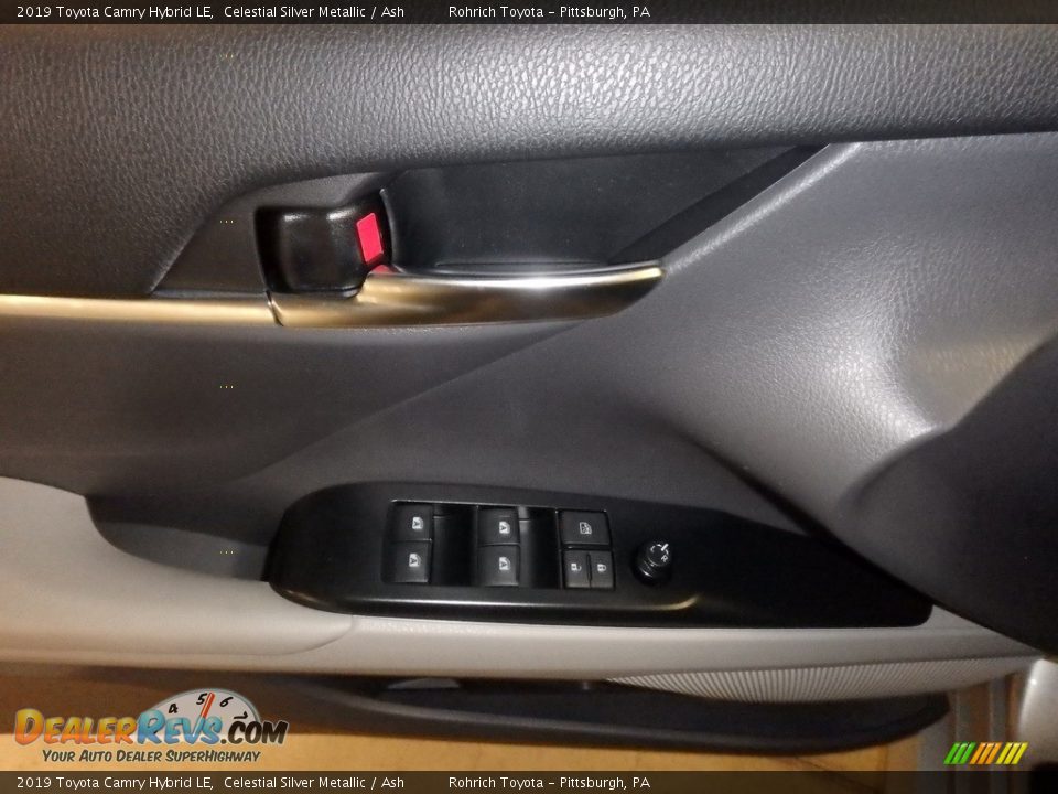 2019 Toyota Camry Hybrid LE Celestial Silver Metallic / Ash Photo #9